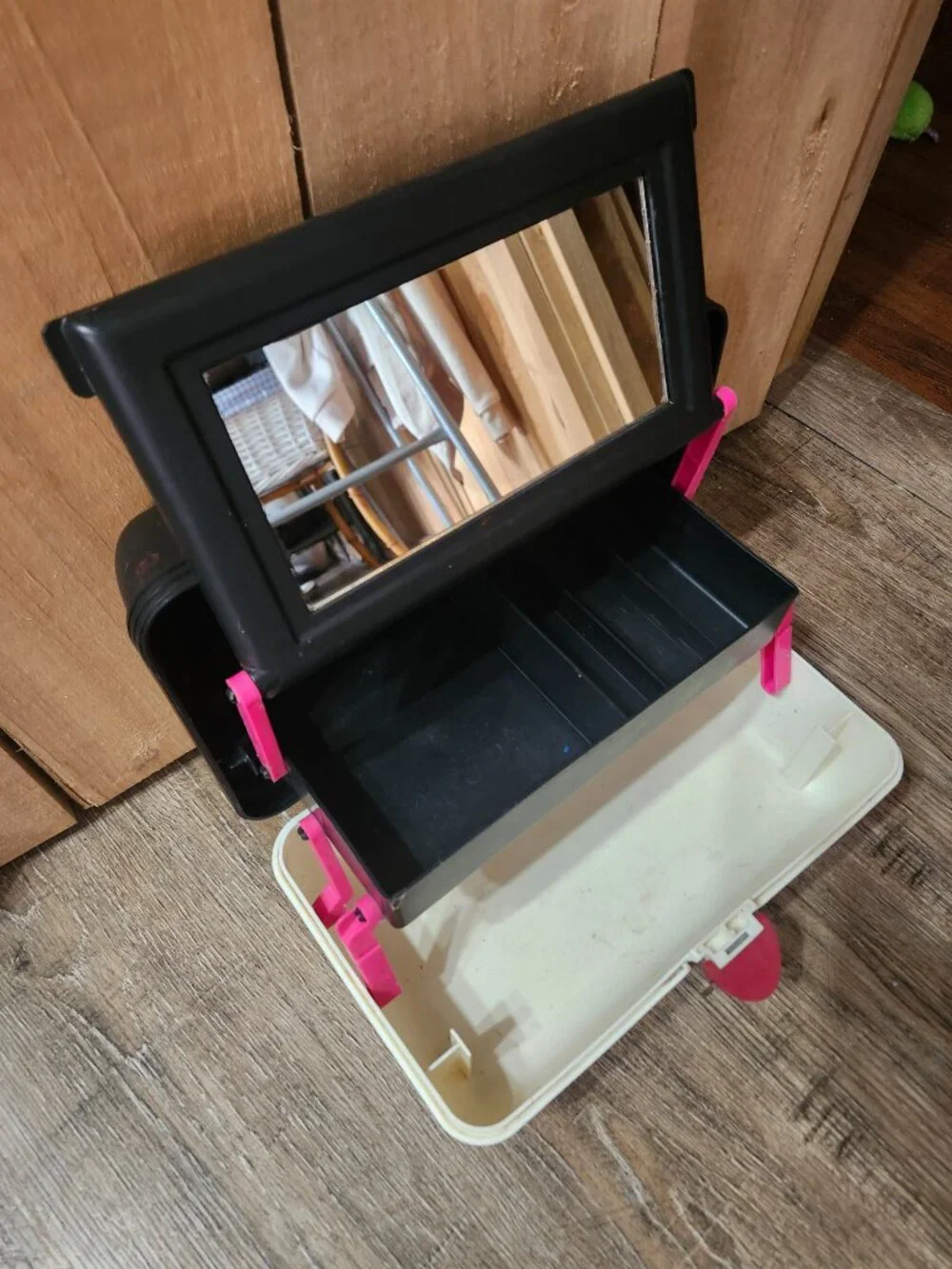 Caboodles item good